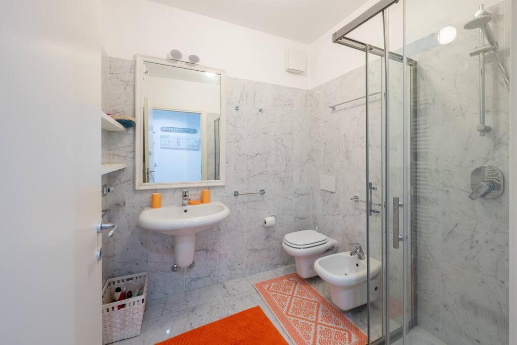 Apartamento Seaview Cavi B. 100Mt Dal Mare Lavagna Exterior foto